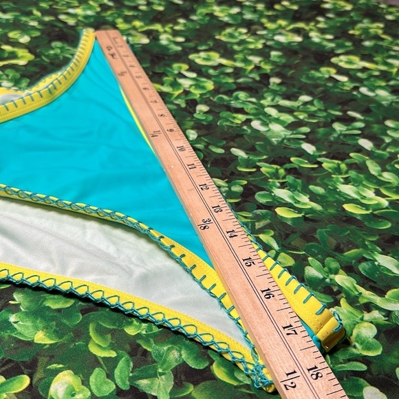 Cupshe Swim Bikini Bottom Swimwear Blue/Yellow size Large NWOT Crochet detail - Picture 7 of 16